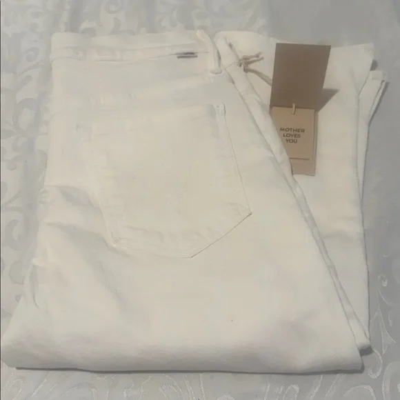 Mother Hi-Waist Capri Jeans. Ladies 32 - Picture 16 of 16